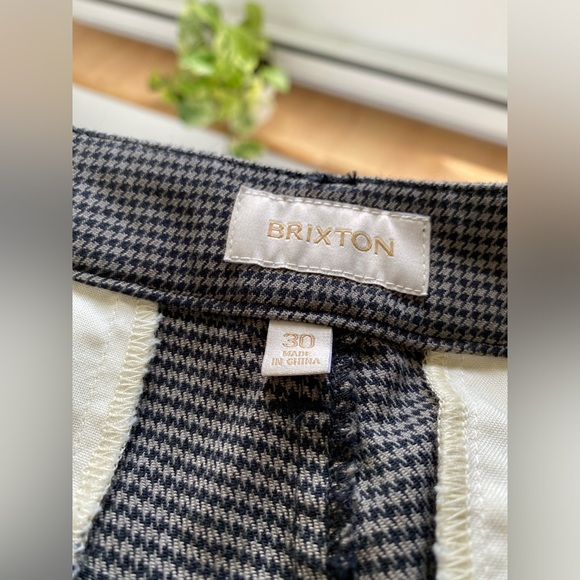 BRIXTON NWT Checkered Shorts Size 30 - Picture 4 of 7